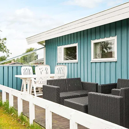 Three-bedroom Holiday In 14 Holiday home Hejls